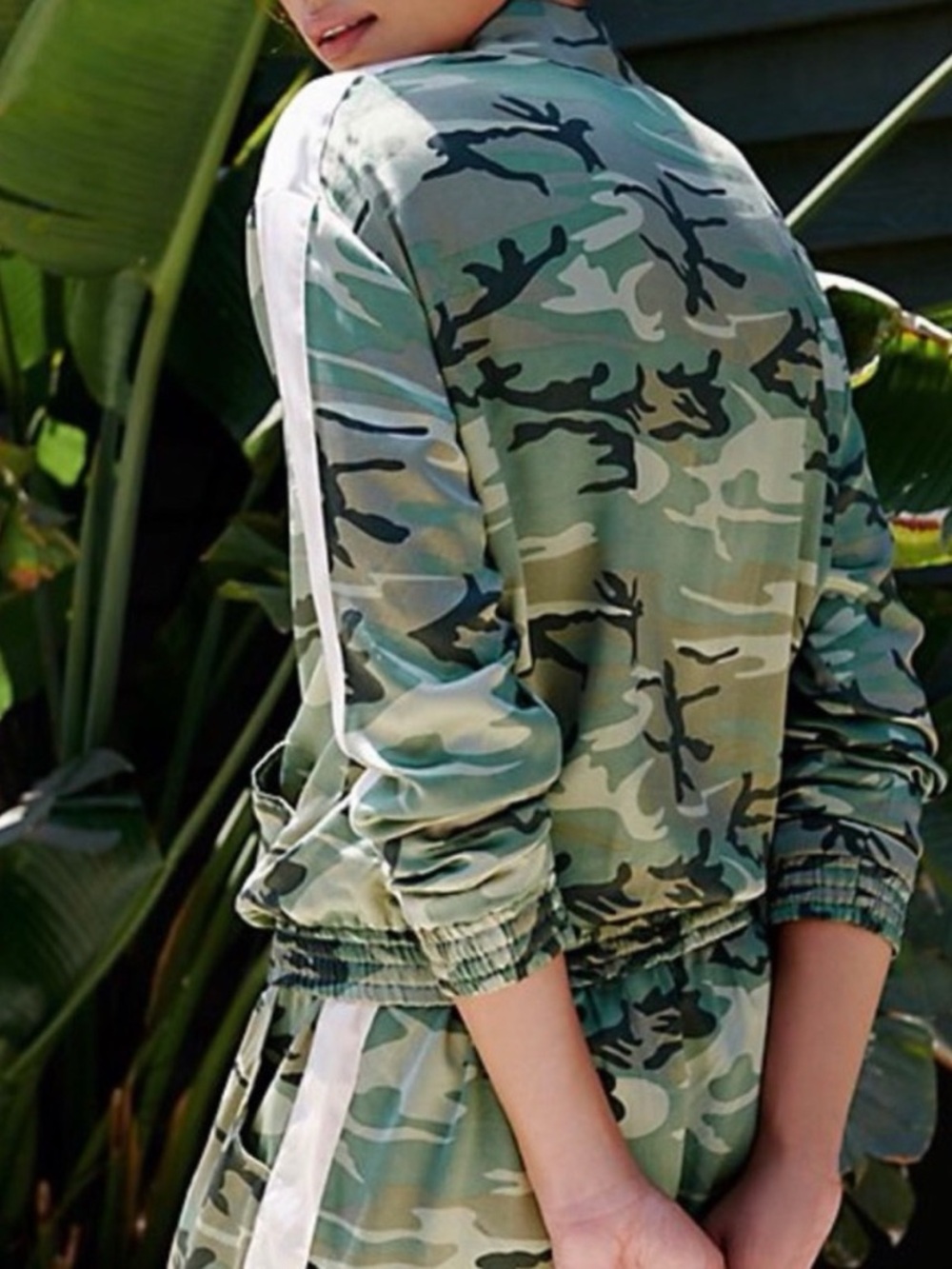 Acacia NY Bomber Jacket Silk Camo - size Medium NWT - Picture 2 of 7